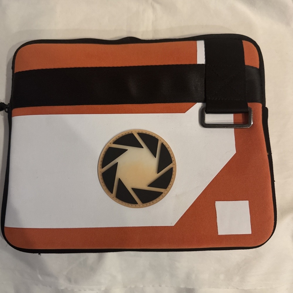 Portal 2 Aperture Laboratories Universal IPAD Or Tablet Sleeve Cover P290